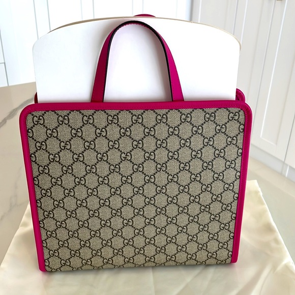 Gucci GG Supreme Tote - Picture 4 of 11